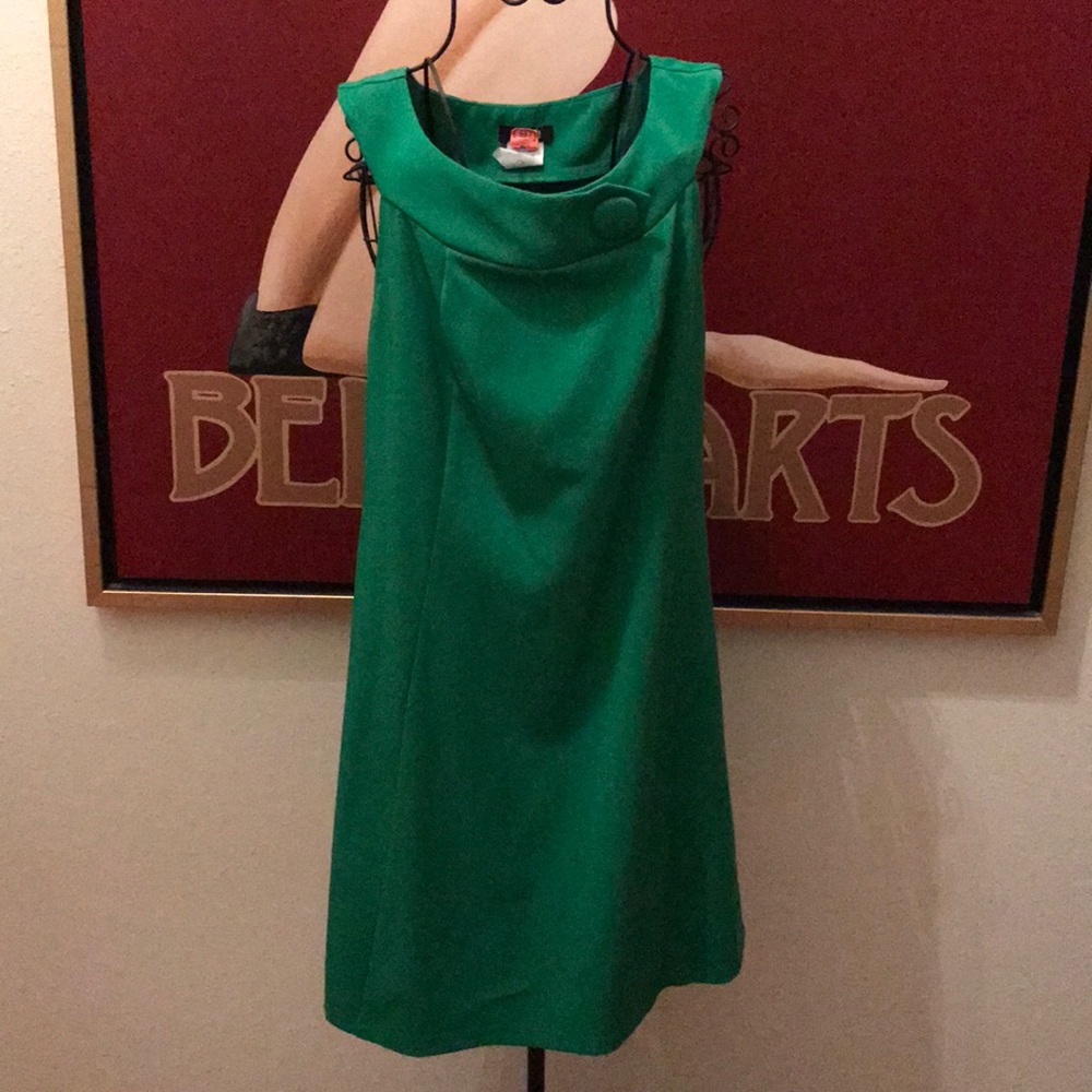 Beautiful Sleeveless Green Dress, Size 6